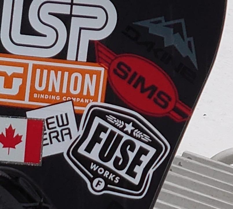 シムス SIMS SNOWBOARDS OVAL LOGO MEDIUM STICKER ステッカー スノーボード シール :sims-ovalsticker:54TIDE  - 通販 - Yahoo!ショッピング