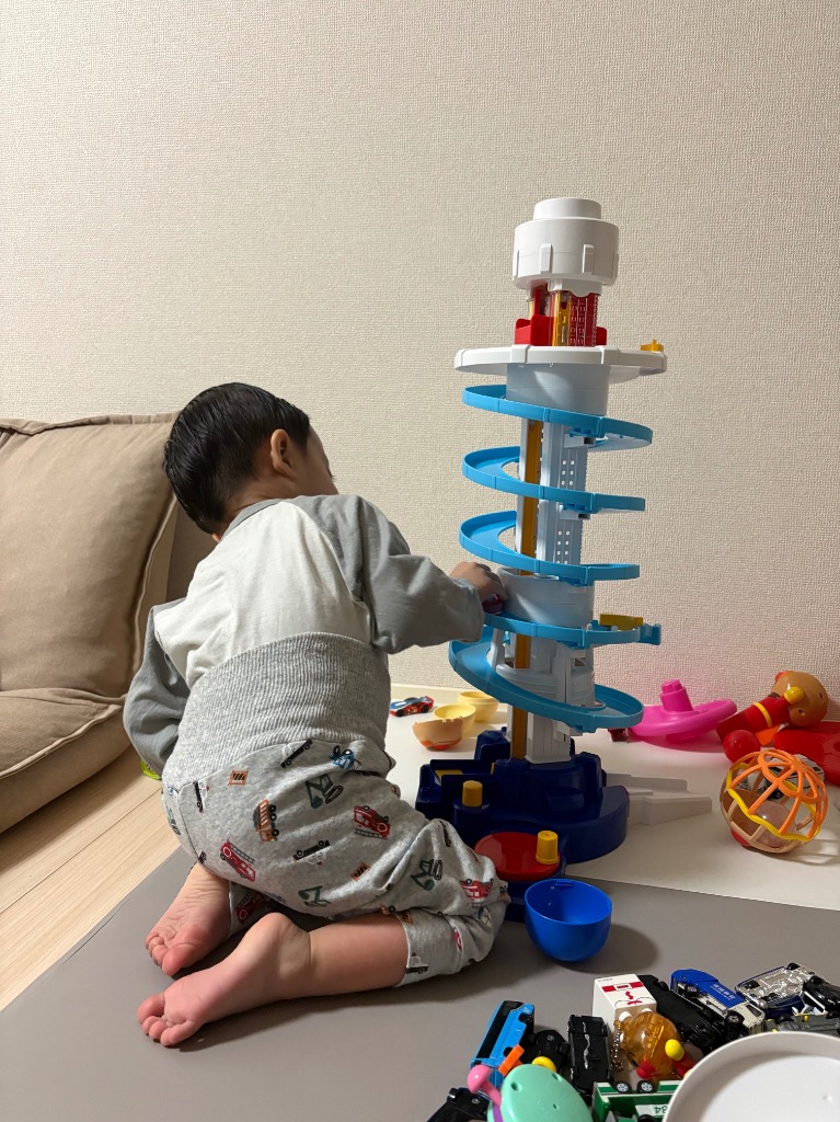 トミカ でっかく遊ぼう ! DX トミカタワー 【日本おもちゃ大賞2019