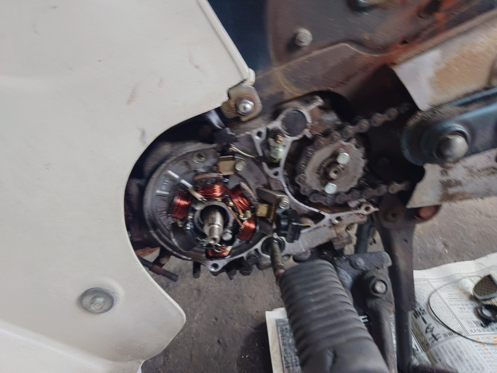 ホンダ HA02 スーパーカブ90 丸目キック式 純正ジェネレーター側