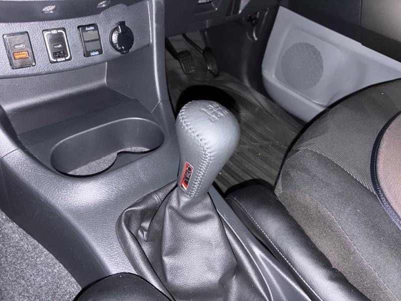 TRD SHIFT KNOB 本革巻 MTシフトノブ MS204-00004 TRDロゴ