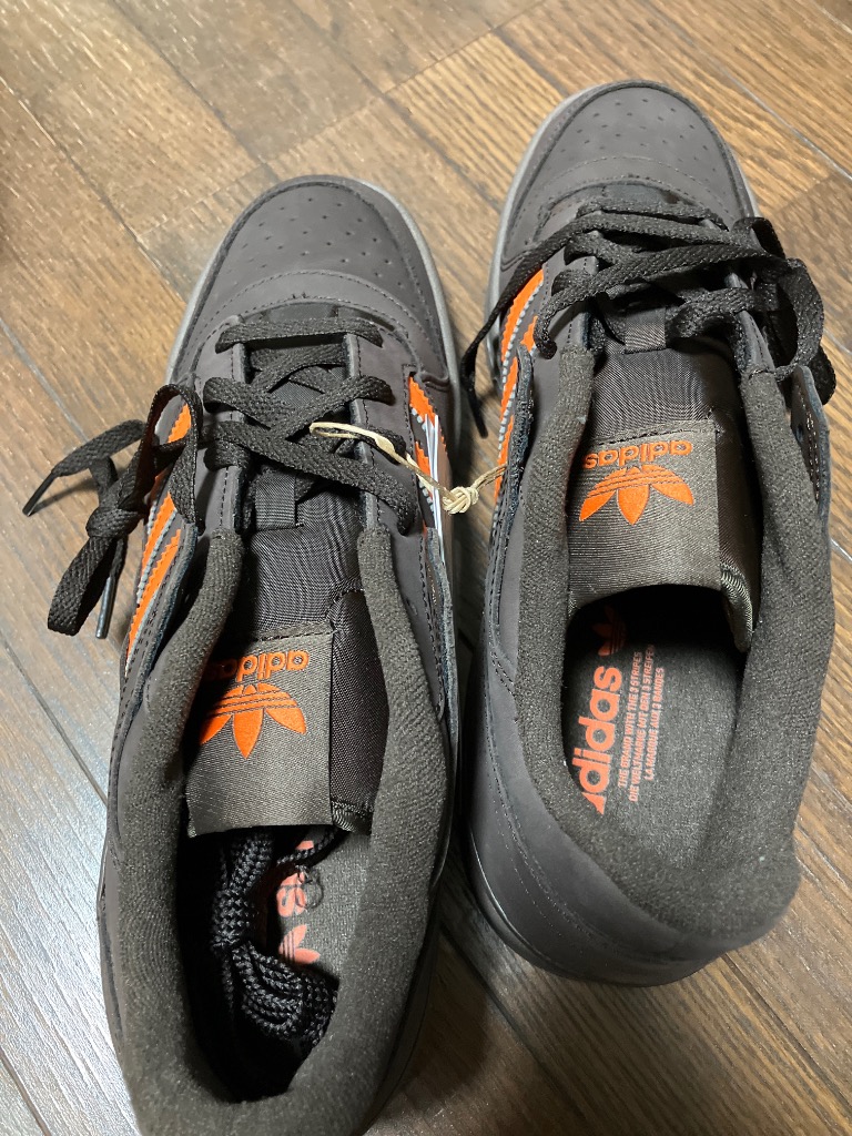 大人気⭐︎完売品【☆adidas☆ 】 アディダス フォーラム ロー　黒、金 adidas ADIDAS アディダス FORUM LOW CL フォーラム ロー JS0508