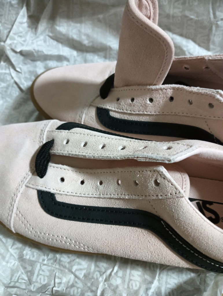 【VANS】 ヴァンズ OLD SKOOL LOWPRO HAIRY SUEDE PEA 国内発送 VANS ヴァンズ OLD SKOOL LOWPRO オールドスクール LOWPRO