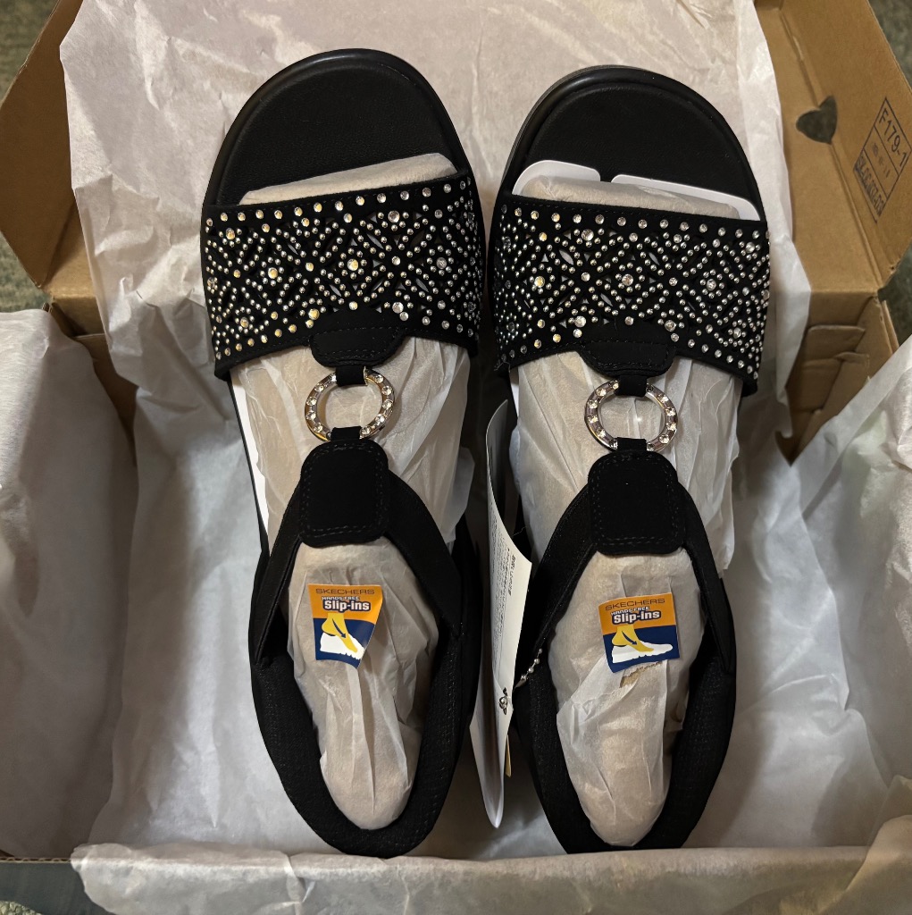 SKECHERS レディース スケッチャーズ RUMBLE ON ランブルオン