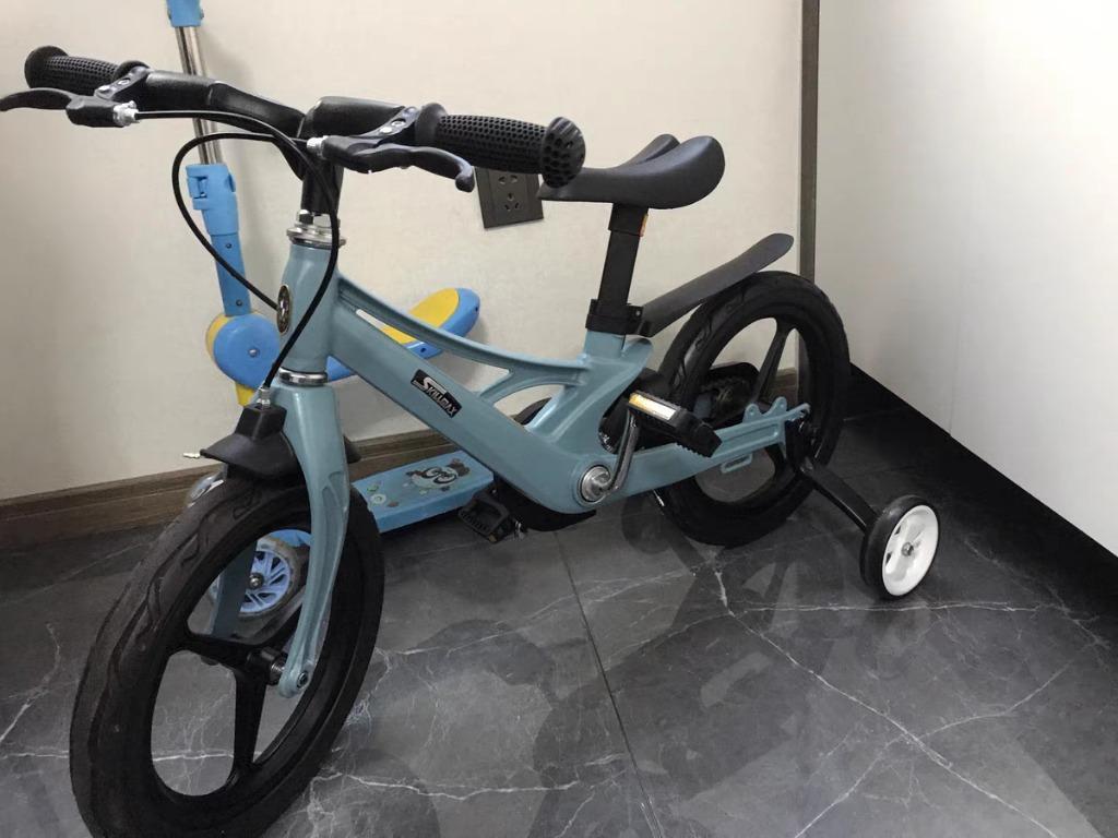 子供用自転車 児童用 12 16インチ おしゃれでカッコいい キッズ バイク パンクレスダイヤ 女の子 幼児自転車 男の子 空気入れ不要 自転車 補助輪付き 超軽量 返品送料無料 バイク