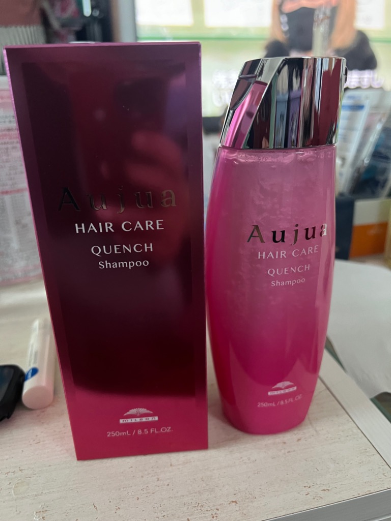 シャンプー Aujua Quench Shampoo aujyua-010.jpg