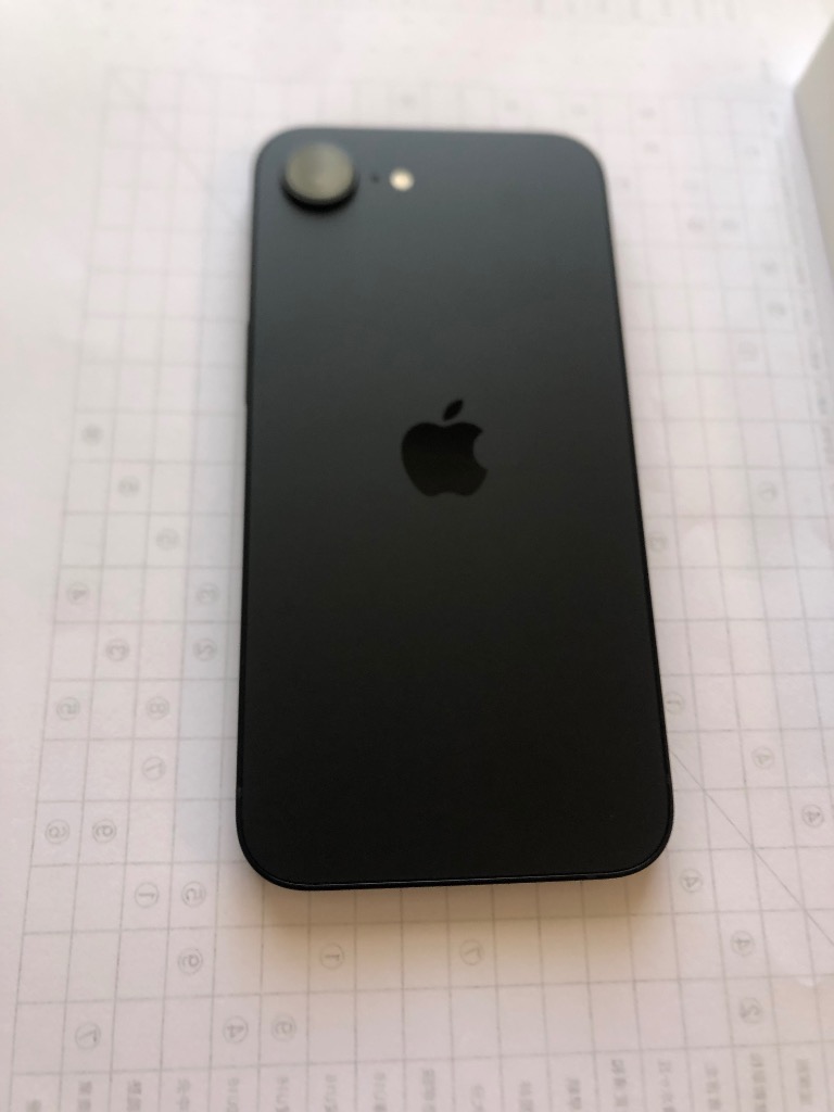 iPhone 16e Apple アップル 128GB【中古(未使用品)】 ブラック