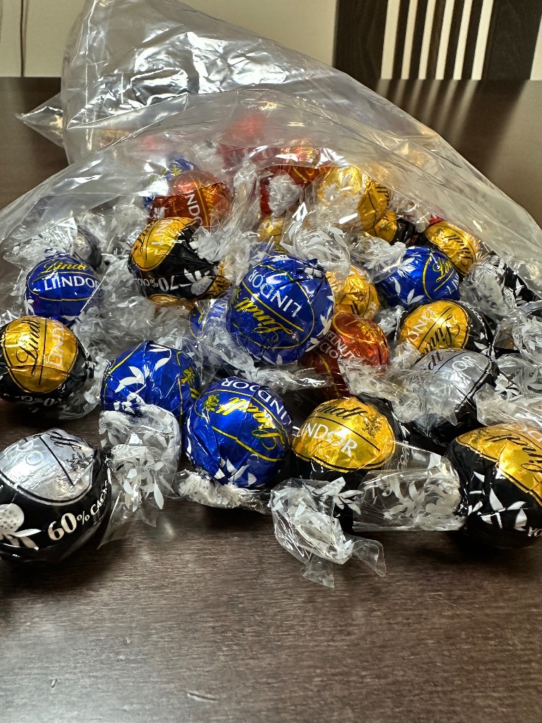 リンツ リンドール 【限定 6種 60個】 チョコレート スイーツ 大容量
