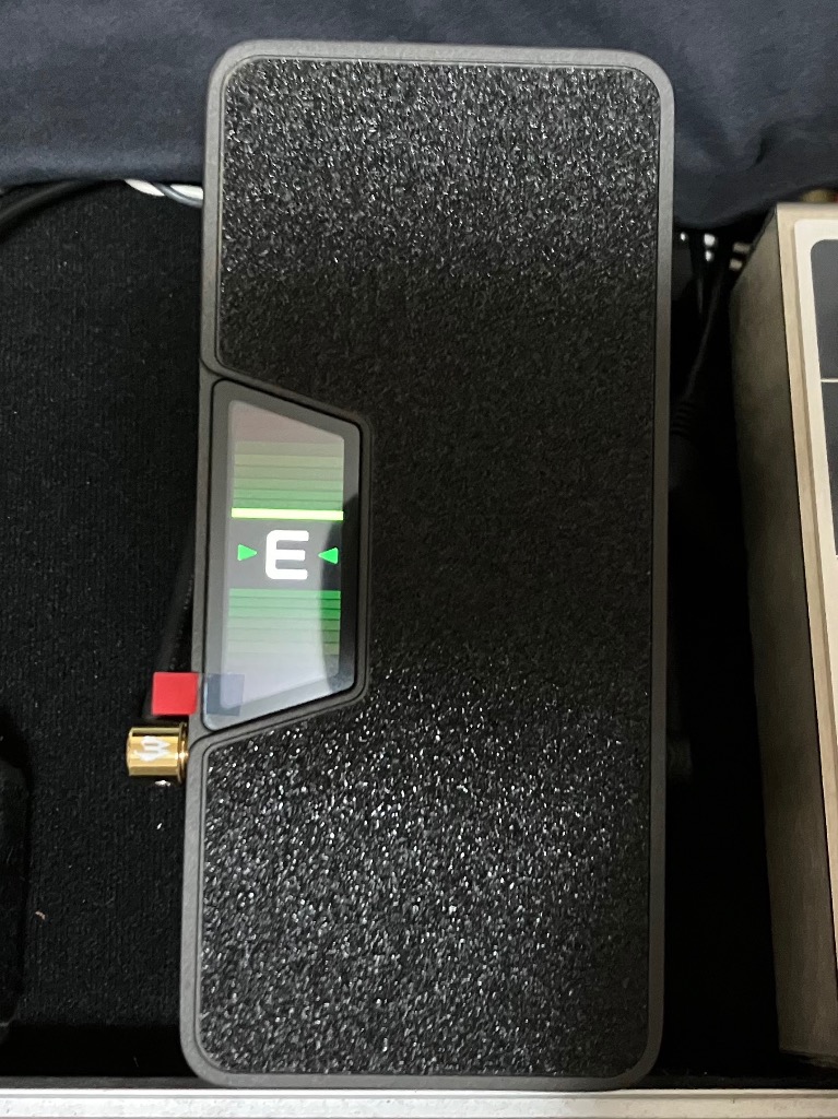 HOTONE TUNER PRESS チューナー/バッファー/ボリュームペダル