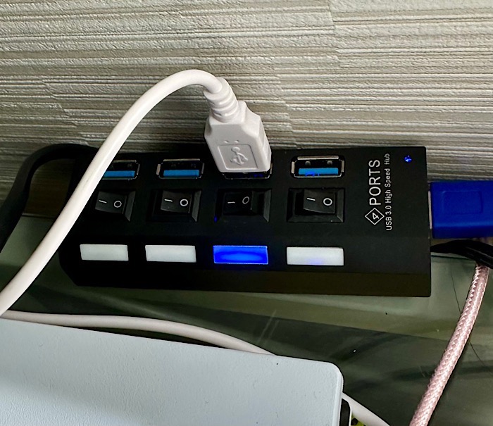 USBハブ3.0 高速データ移動 バスパワー 4ポート USB3.0 スイッチ