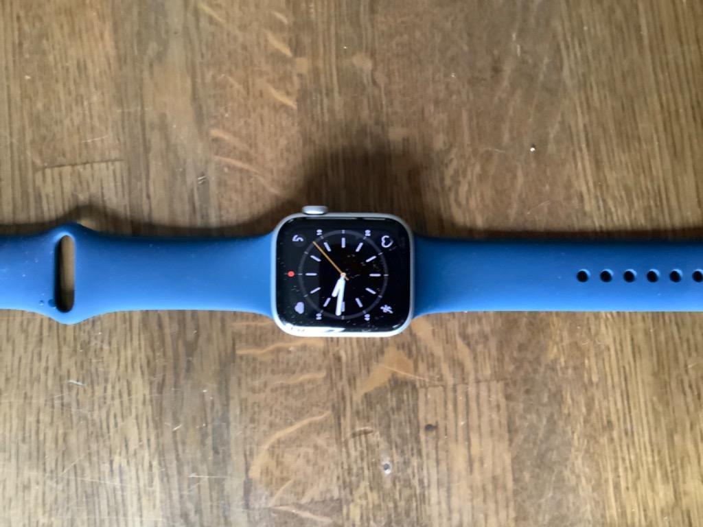 Apple Watch SE GPSモデル(2021) 40mm MKNY3J/A /apple