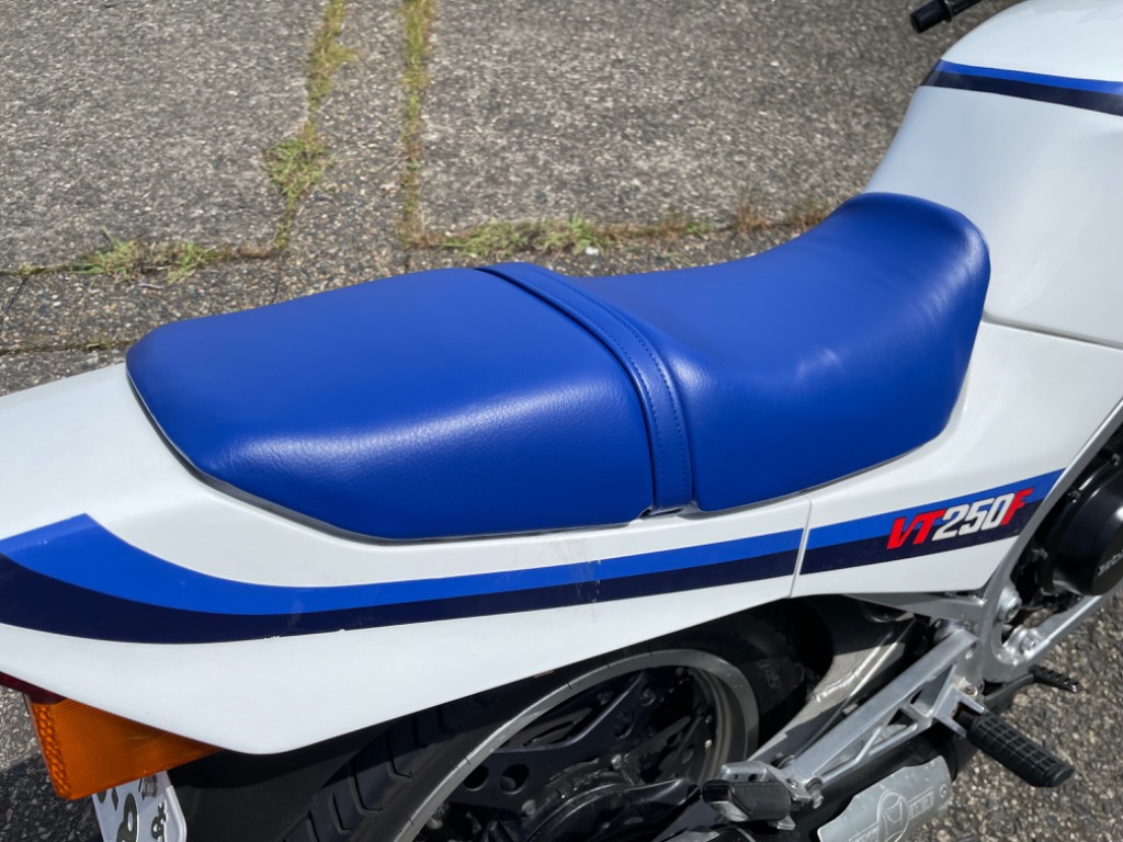 VT250FE VT250Z MC08 張替え用　シートカバー　画像の物 alba-mcps_bsk-hch1116-c10