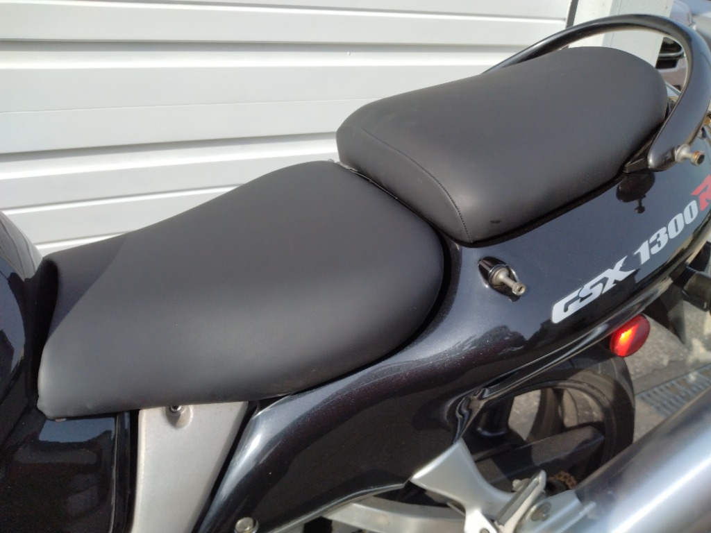 張り替え作業+色が選べる) GSX1300R ハヤブサ 隼 99年〜07年