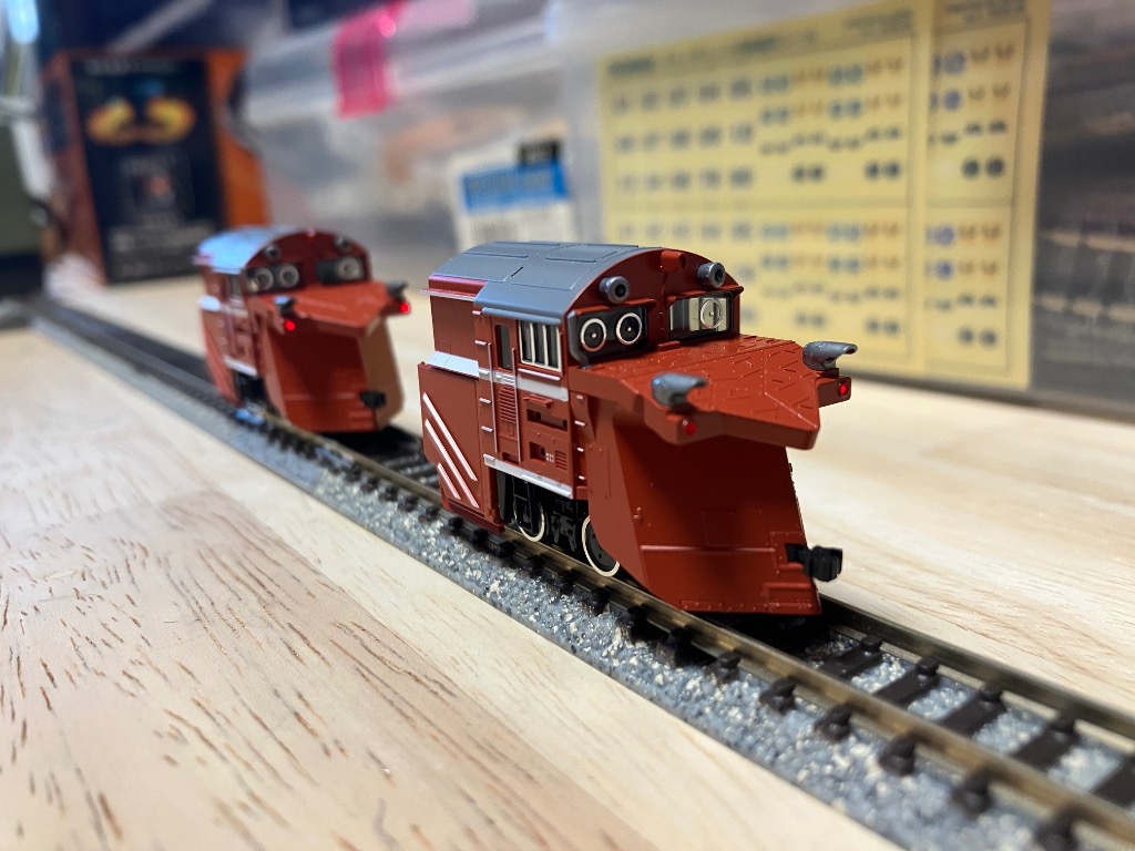 TOMIX 2240 DE15 2500形ディーゼル機関車(JR西日本仕様) JR DE15-2500形ディーゼル機関車(JR西日本仕様・単線用ラッセル