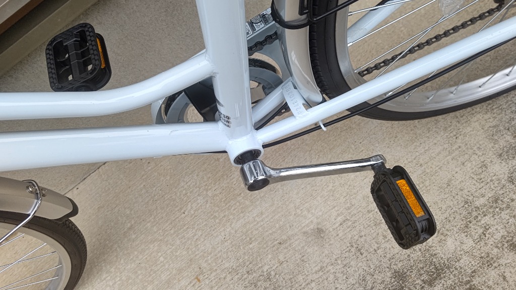 大阪京都限定 パンクしない自転車 27インチ 防犯登録解除済み 鍵付き Amazon | 防災サイクル 27型 6段変速・LEDオートライト付 シティ