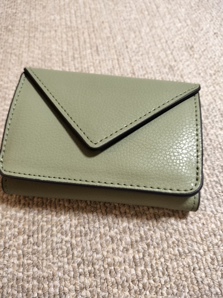 MALTA ミニ財布 レディース 三つ折り財布 レザー 財布 牛革 MALTA ミニ財布 レディース 三つ折り財布 レザー 財布 牛革