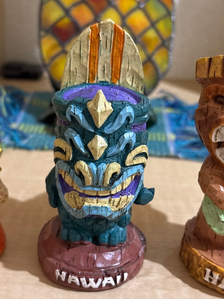 ハワイ　サーフィン　サーフ　オブジェ　置物　ティキ　ハワイアン ハワイ ティキ TIKI ティキ像 守り神 守護神 人形 幸運