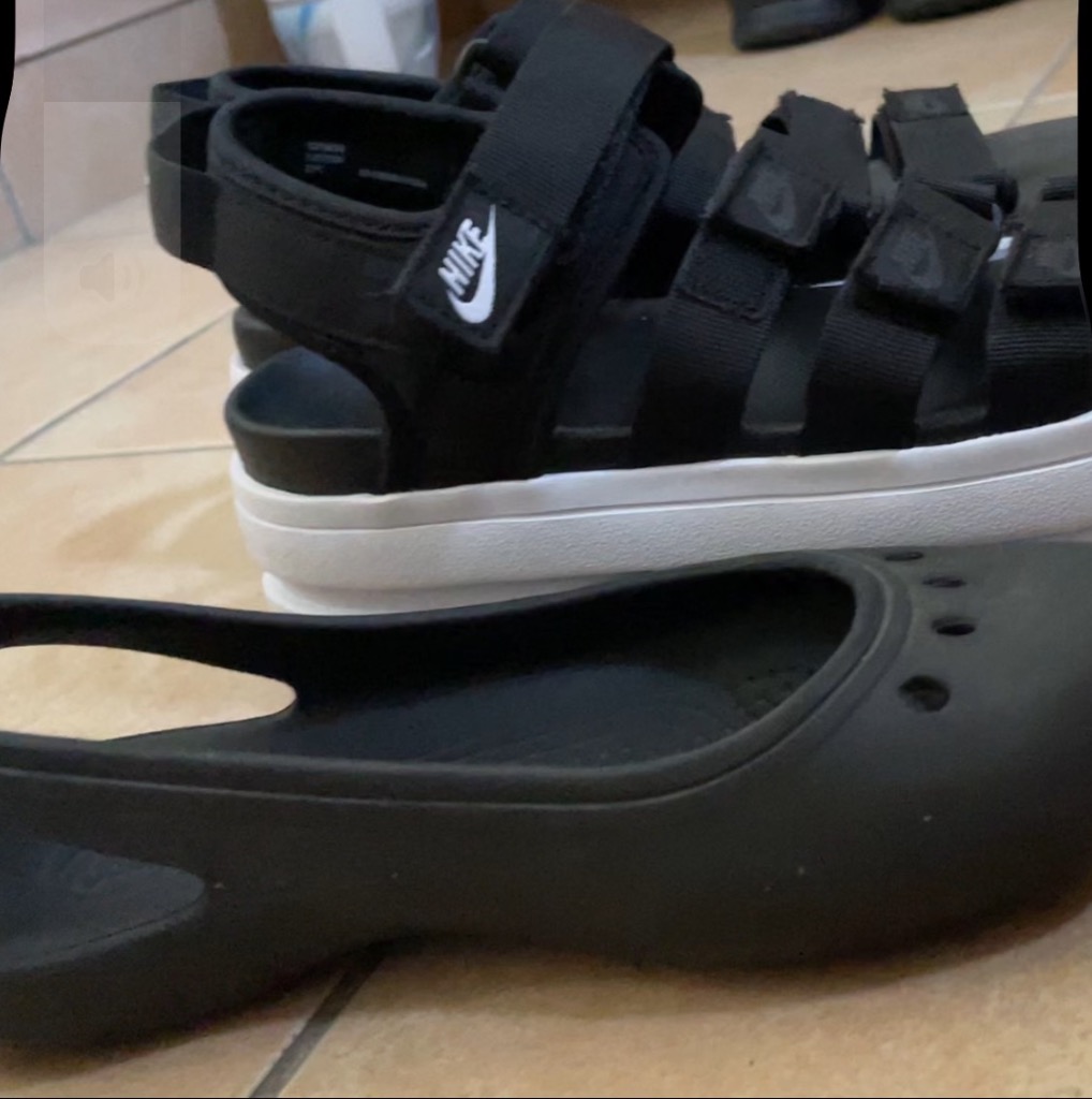 NIKE ナイキ ウィメンズ アイコン クラシック ICON CLASSIC
