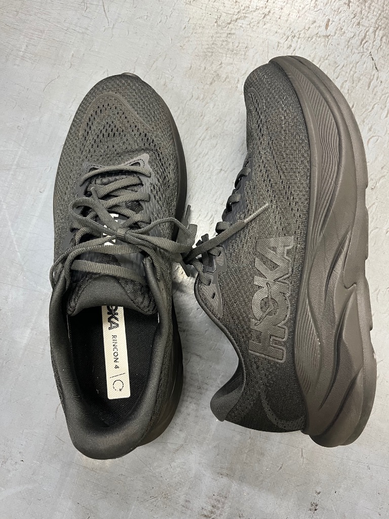 HOKA ホカオネオネ　リンコン4 ブラック ランニングシューズ 楽天市場】ホカオネオネ HOKAONEONE RINCON 4 WIDE リンコン4
