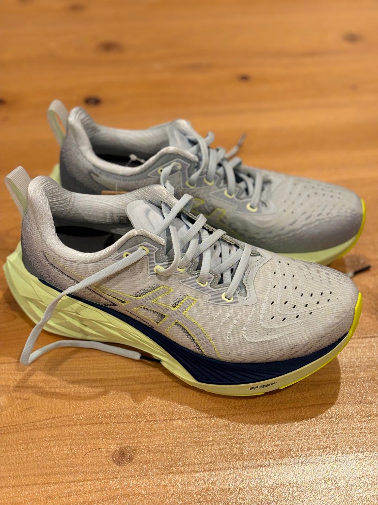 ASICS アシックス NOVABLAST 4 ノヴァブラスト4 1011B693 メンズ