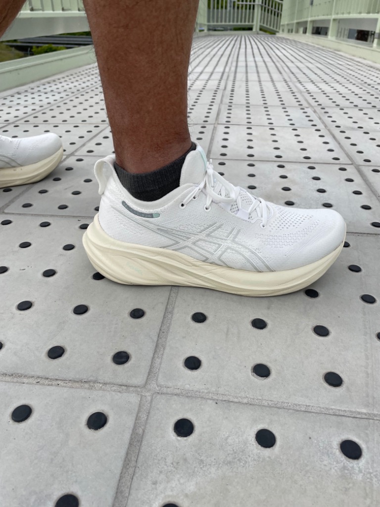 ASICS アシックス GEL-NIMBUS 26 ゲルニンバス 1011B794 メンズ