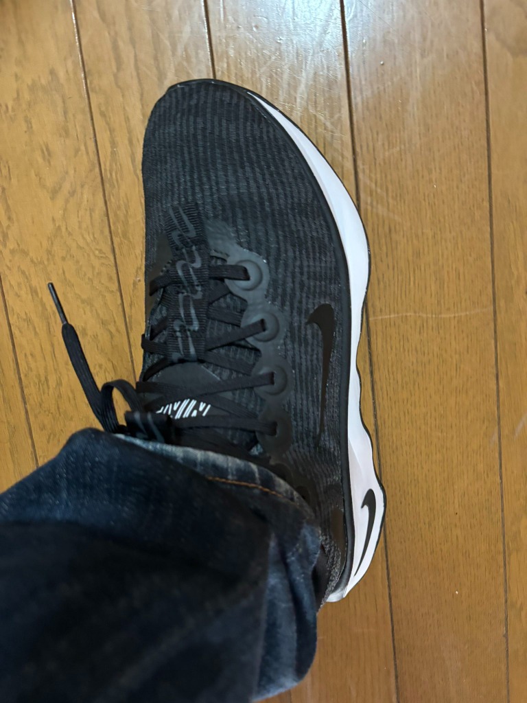 NIKEモティバ　ウォーキングシューズ27.0㎝ブラック Amazon | [ナイキ] モティバ W Motiva ブラック/アンスラサイト