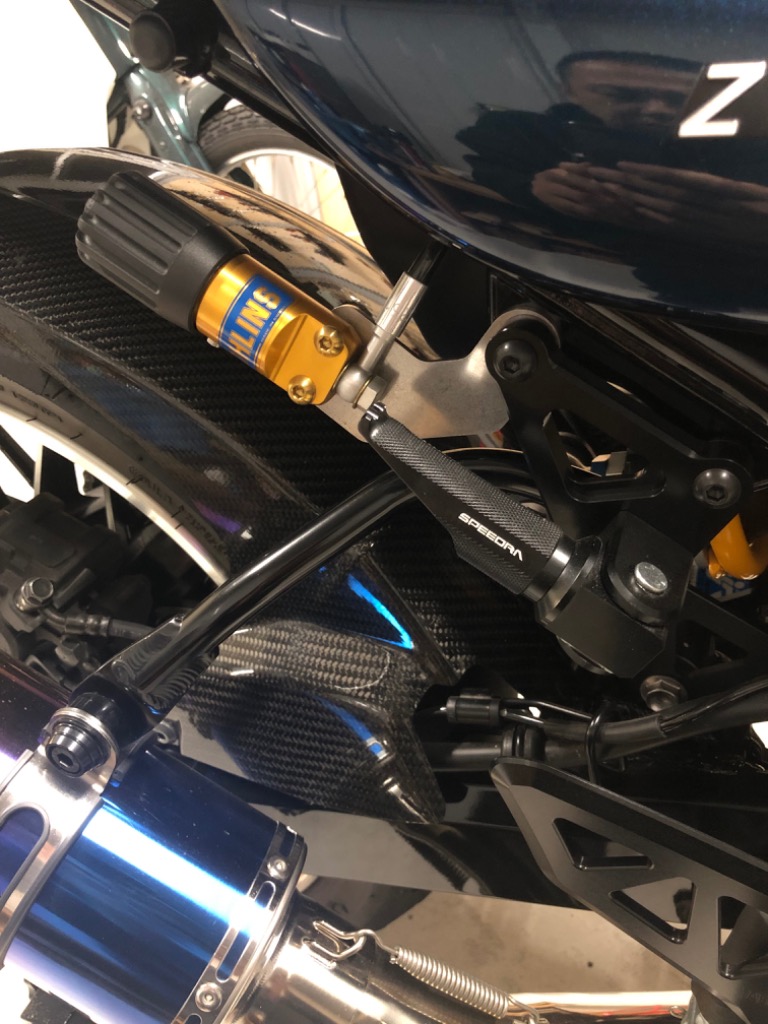 ヤ*リ様 z900RSアメリカン・ドリームタンデムステップ、マフラーステー アメリカンドリーム Z900RS タンデムステップKIT用マフラー