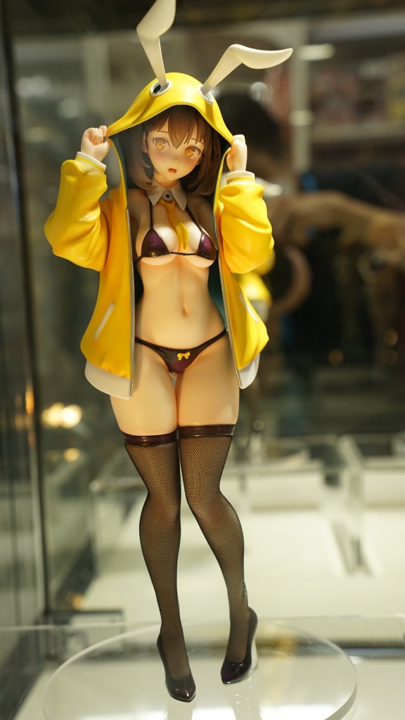 限定販売】恋恋 -櫻- シャイネスバニーひなた 1/6 完成品