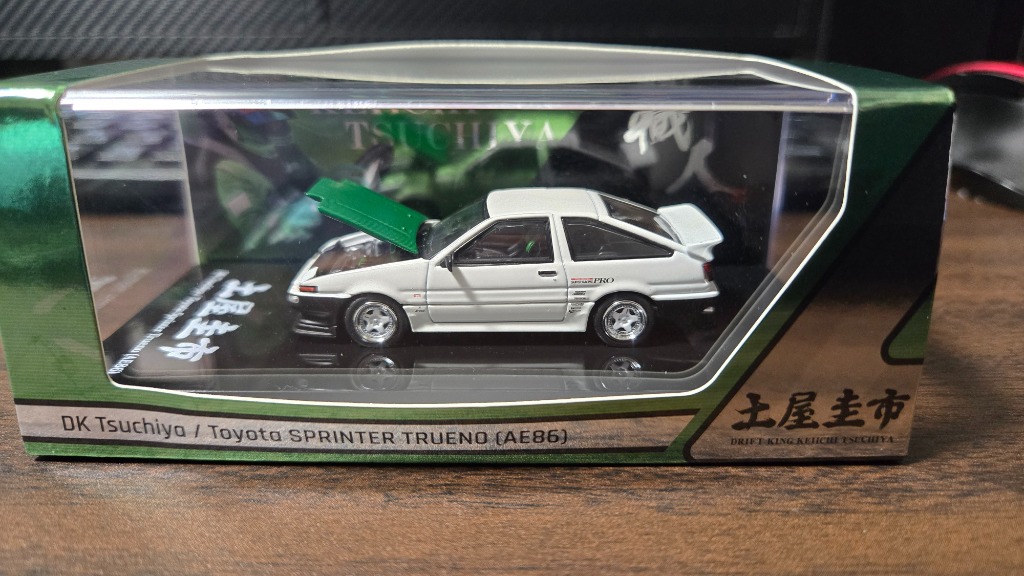 ホビージャパン トヨタ スプリンタートレノ AE86 DRIFT KING