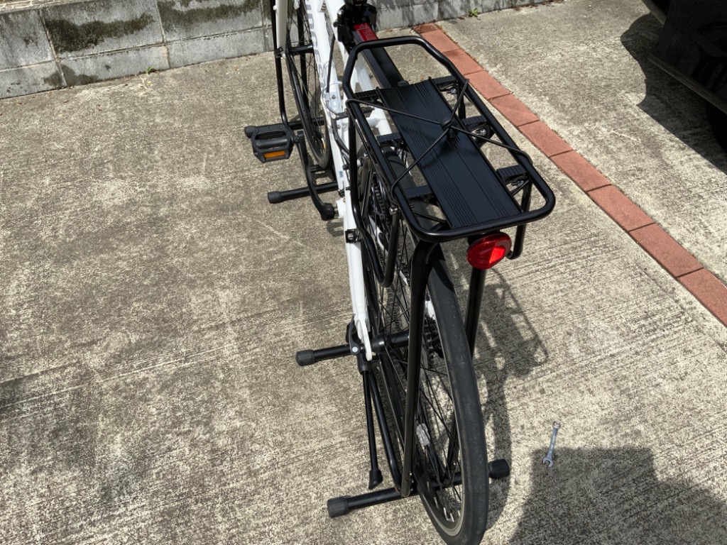 自転車荷台 リアキャリア 自転車 バイク アルミニウム合金素材