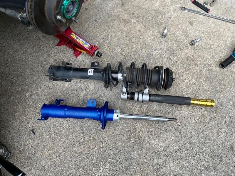 KYB MS-5628B1267 カヤバ ニューSR MS スズキ アルトターボRS