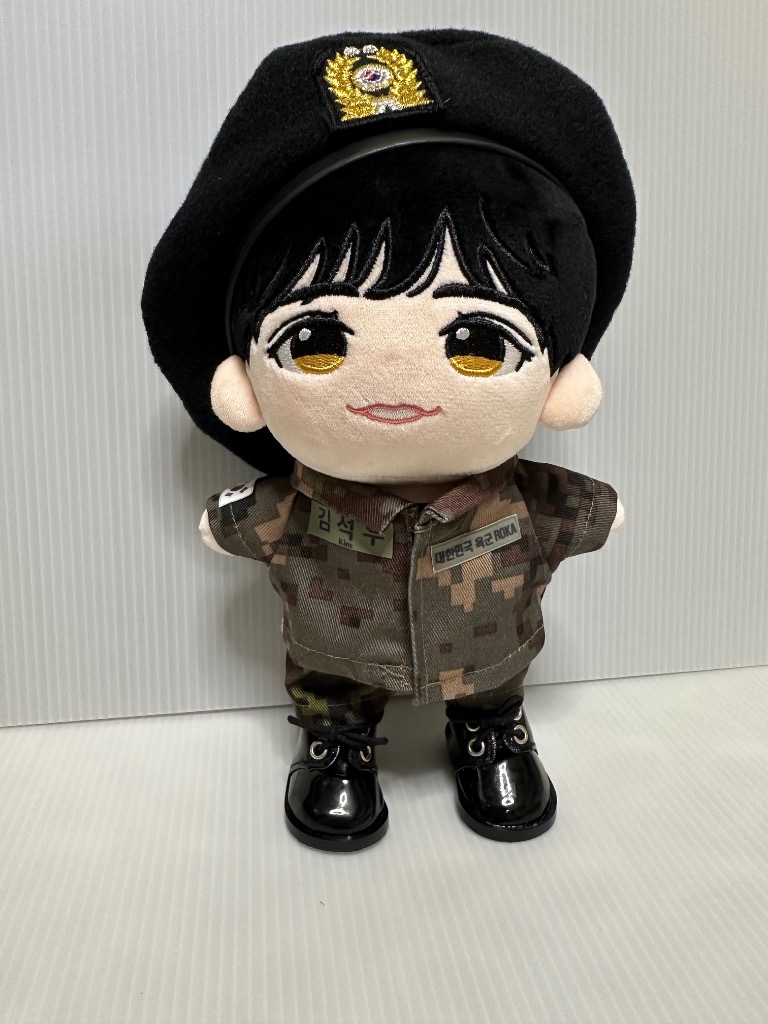 ロウン (キムソグ) 軍服上下 ベレー帽 黒靴 キャラクタードール用 20cm