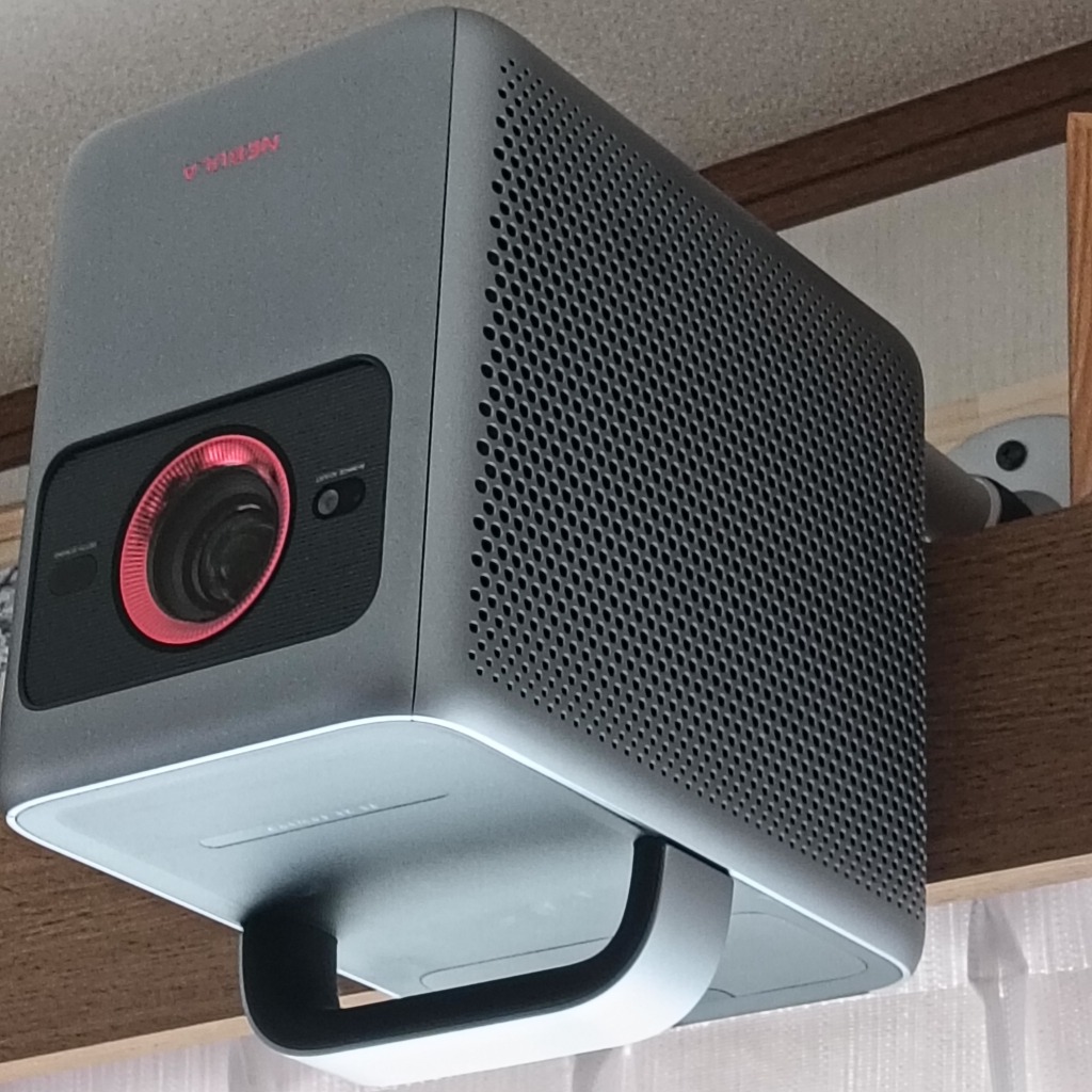 Anker Nebula (ネビュラ) Cosmos 4K SE (Dolby Vision、Google Anker Nebula (ネビュラ) Cosmos 4K SE (Dolby Vision、Google