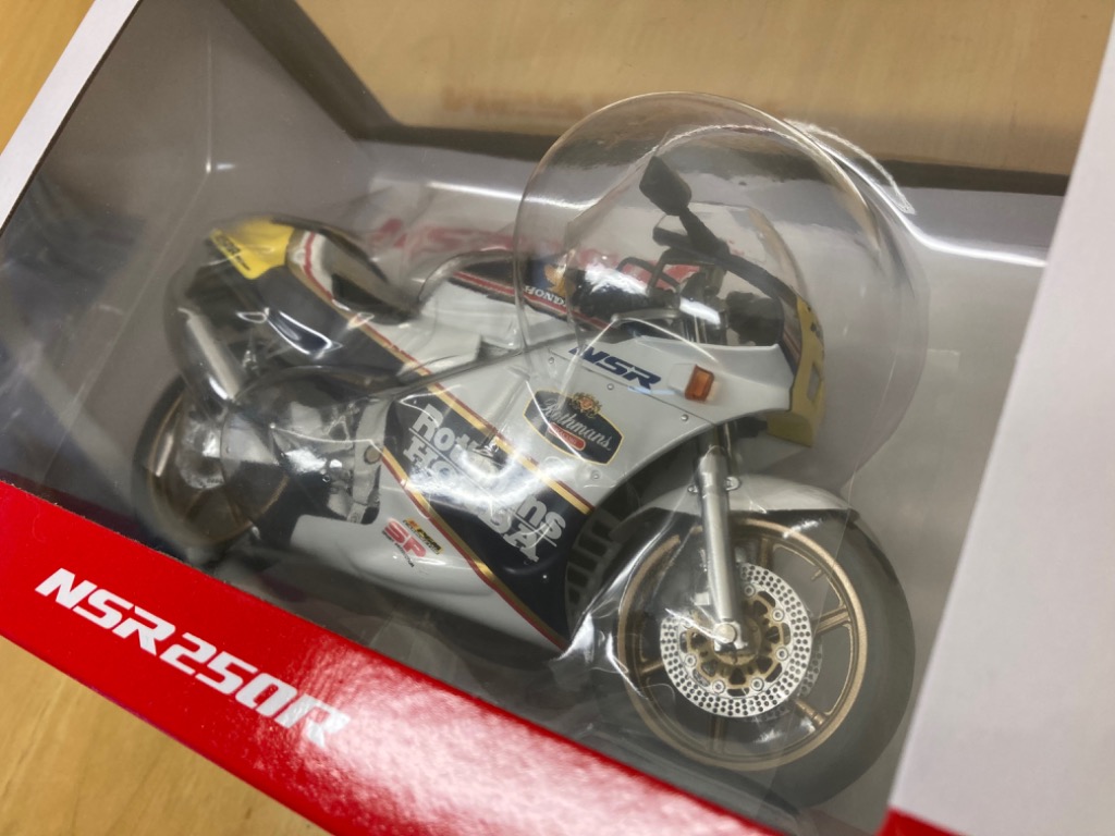 青島文化教材社 アオシマ 1/12 完成品バイク Honda NSR250R SP