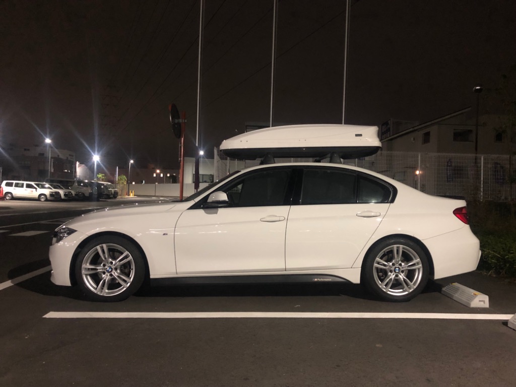 BMW純正 ベース・サポート(F30/F34/F80)