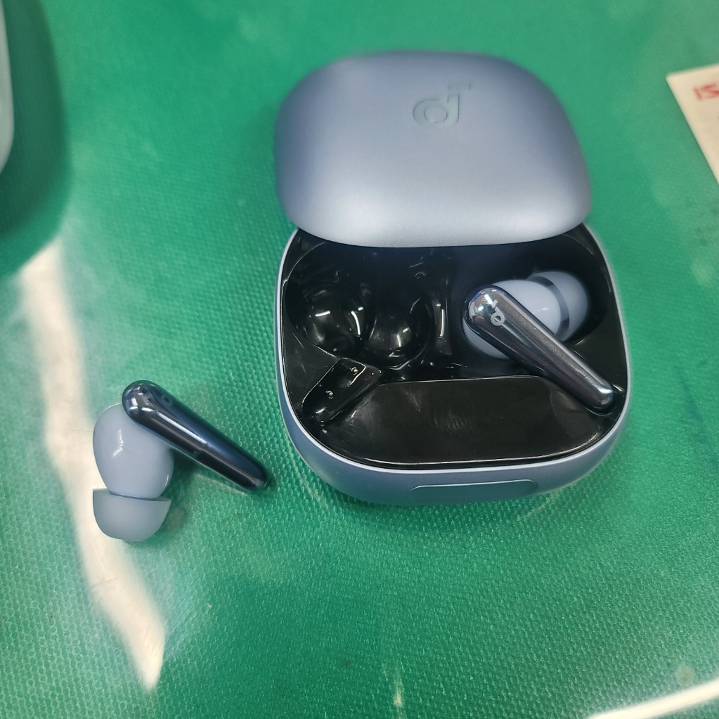 最終値下げ 新品 Anker soundcore Liberty 4 Pro Soundcore Liberty 4 Pro | ワイヤレスイヤホンの製品情報
