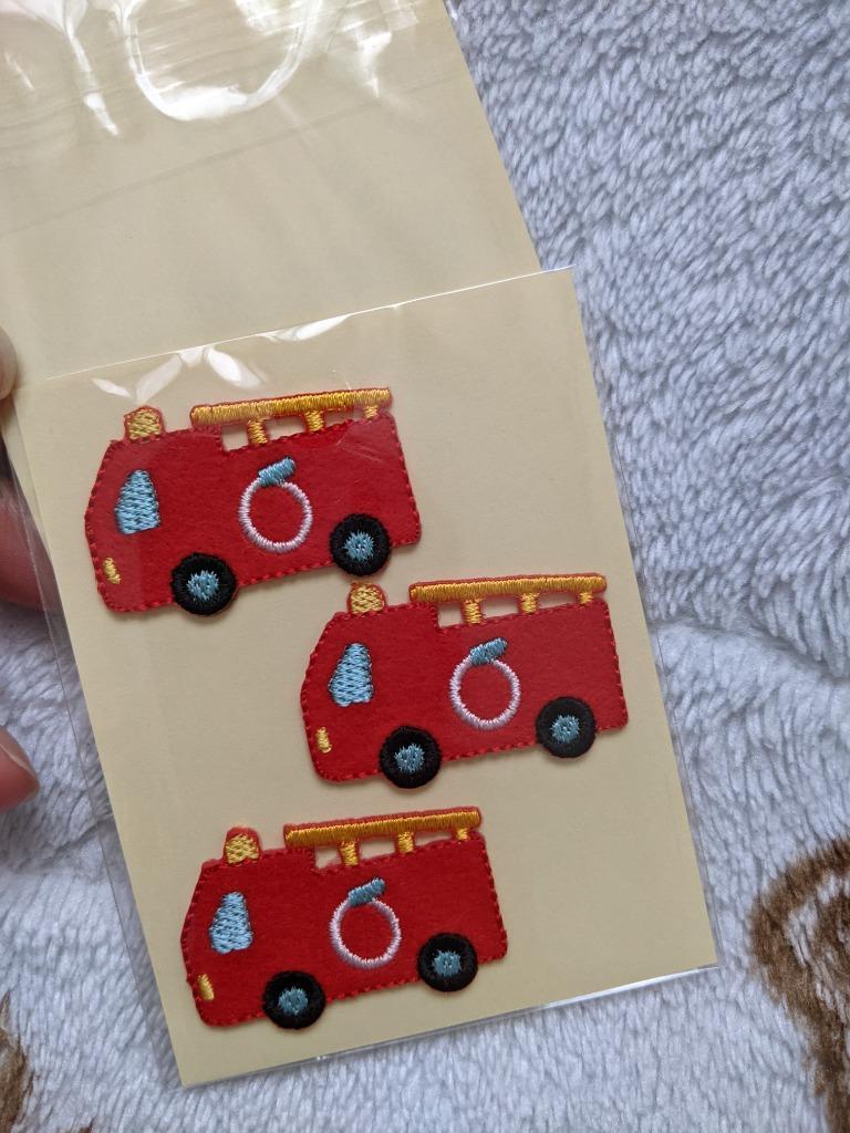 ○刺繍ワッペン 中サイズ 3個入り○ （働く車 バス ダンプカー トラック 消防車 パトカー 救急車 ショベルカー 入園 入学 アップリケ アイロン接着）  :wp-m-k:おともだちの広場 ヤフー店 - 通販 - Yahoo!ショッピング