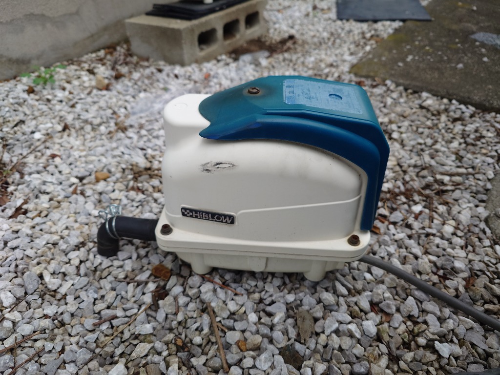 【内部部品新品交換済】テクノ高槻　XP-80 浄化槽　ブロワー　金魚エアーポンプ xp-80used.jpg