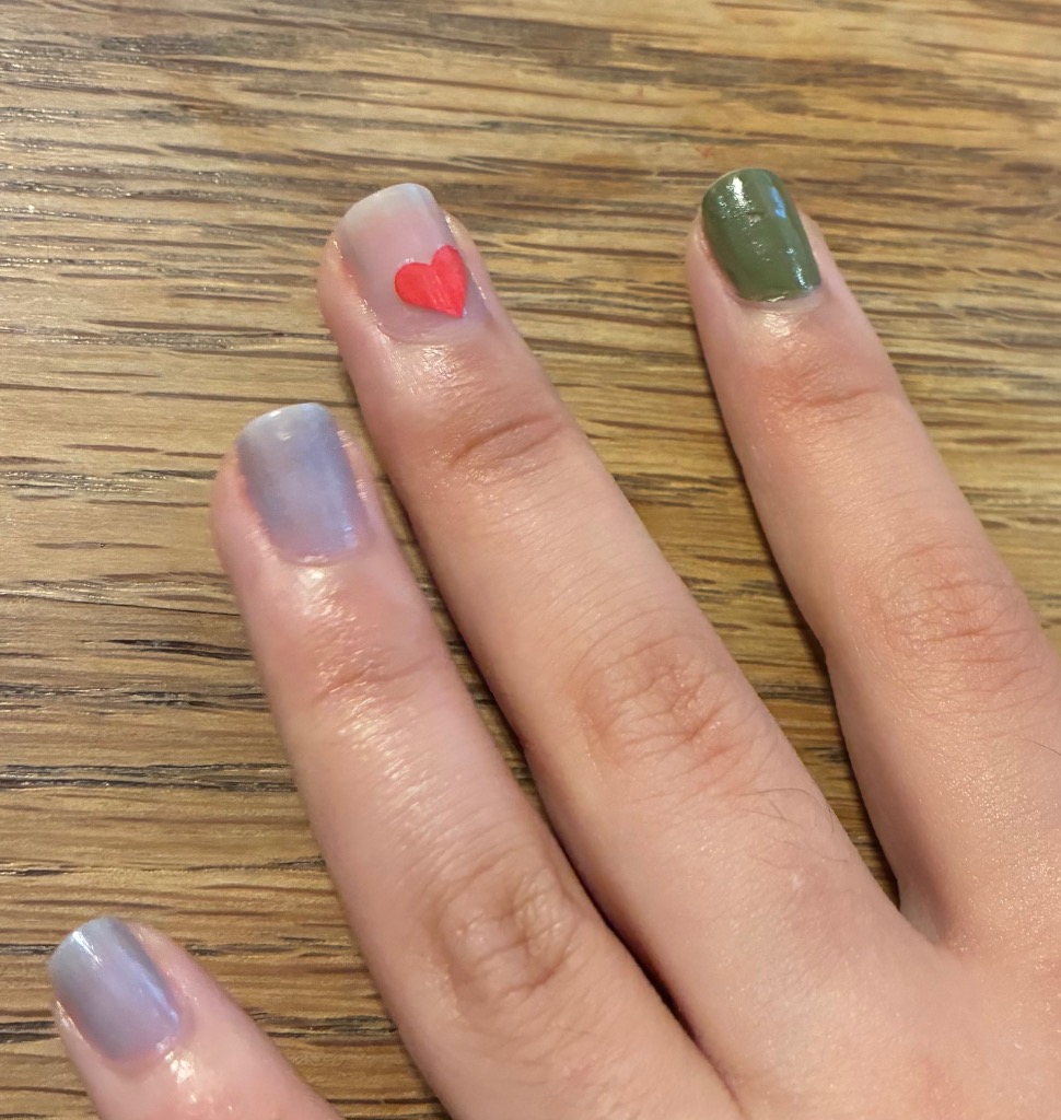 ❤未使用❤ジェルネイルシール　風変わりな子供のハート mqdefault.jpg