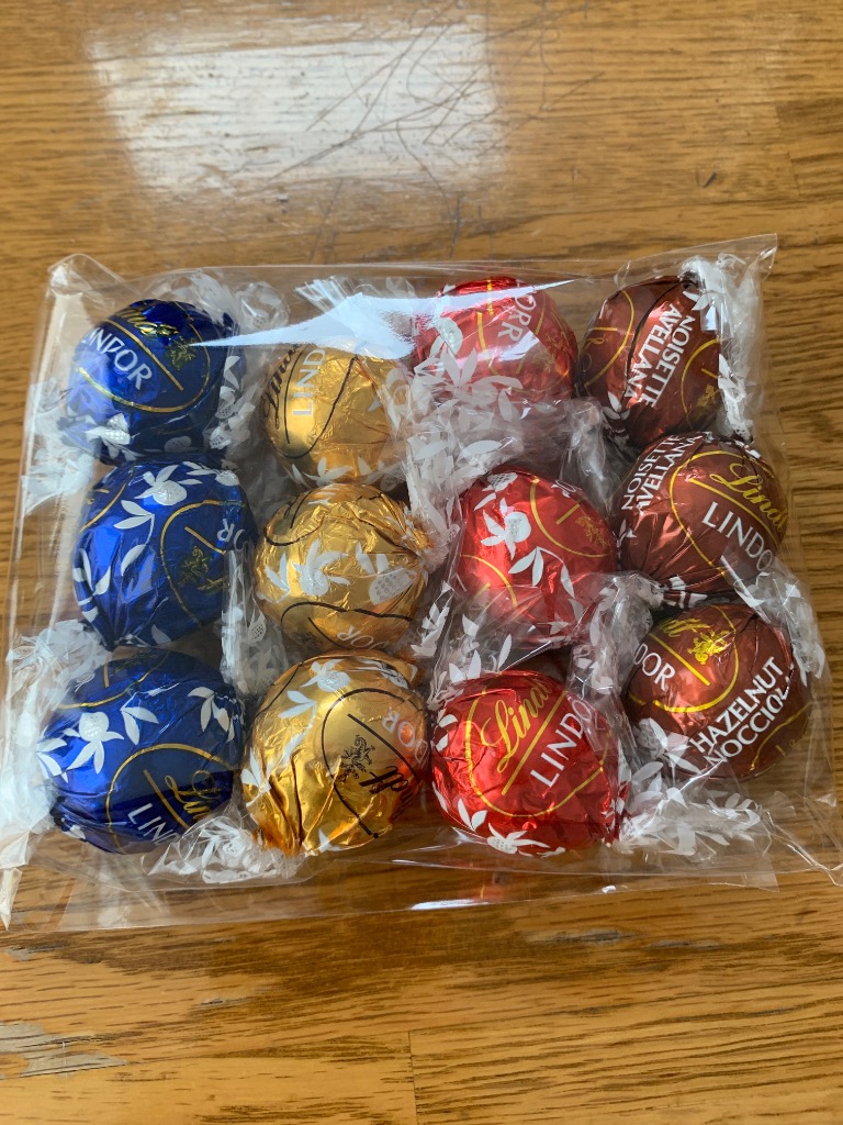 LINDOR リンツ リンドール ゴールド 12粒 150g LINDT