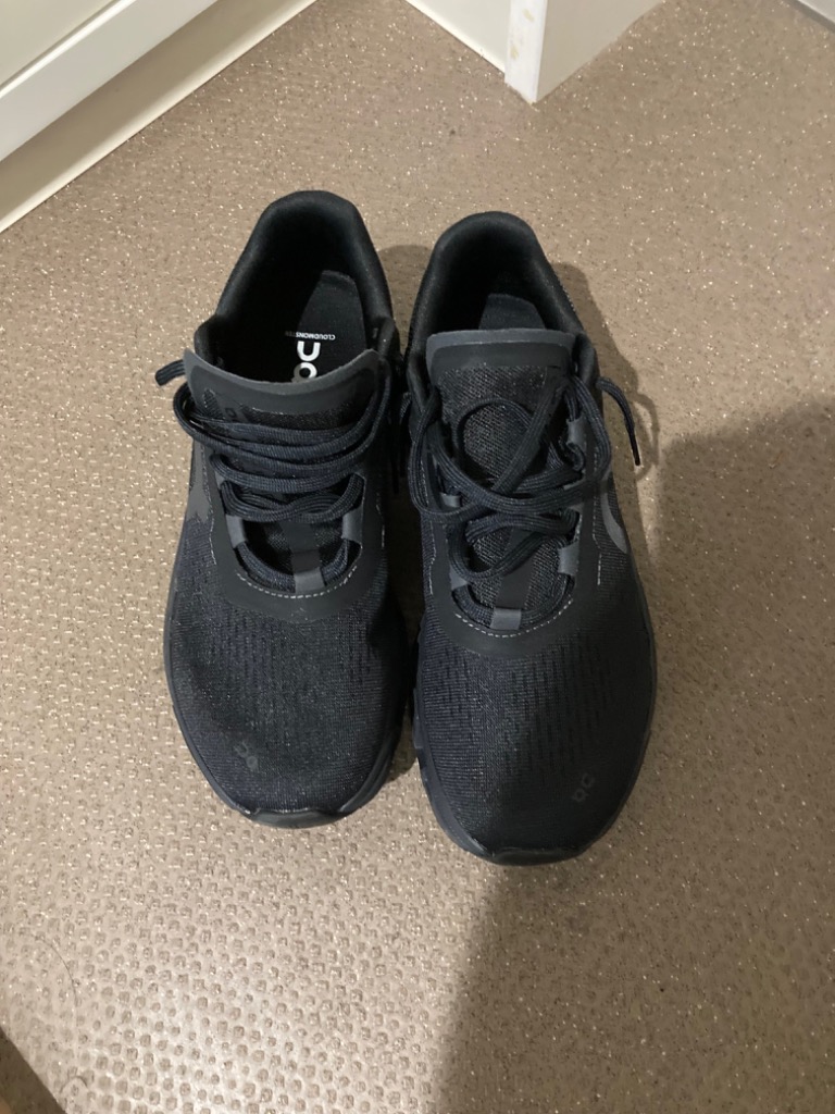 Oncloudmonster 26.5 ランニングシューズ オン monster2m_2.jpg