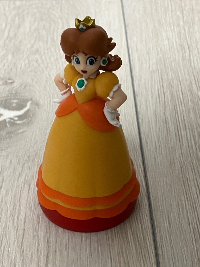 amiibo デイジー (スーパーマリオシリーズ) 2zzhgl6 Amazon.com: amiibo Daisy (Super Mario Series) : Video Games