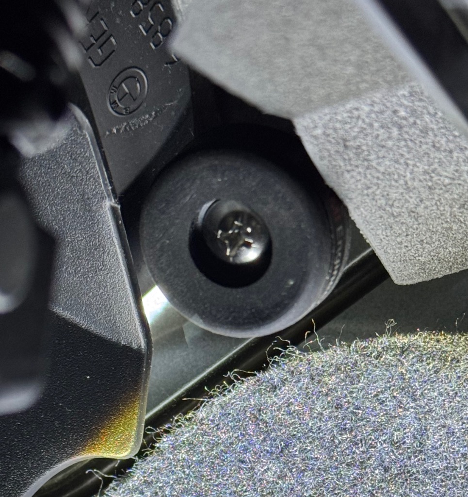 新製品！ アサミエンジニアリング クラッチストッパー （調整式仕様） E46 E36 M3 318is Z3 各MT車用 モチミページ アサミエンジニアリング・クラッチストッパー BMW E82