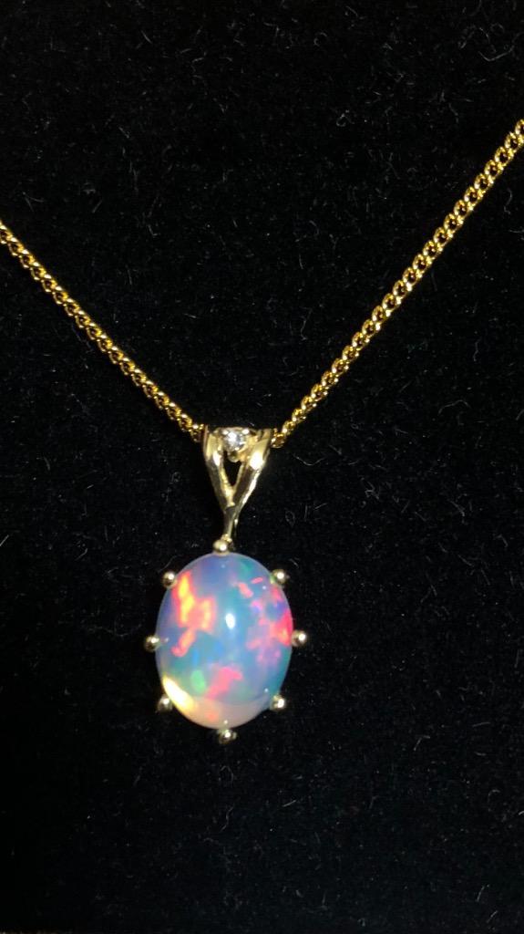 オパール ネックレス ペンダント 1.5ct K10WG/K18WG 10月 誕生石