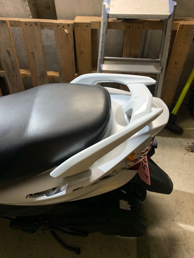 アドレスV125SS　V125S　純正リアスポイラー　グラスパールホワイト Amazon | バイクパーツセンター(Bike Parts Center) アドレス