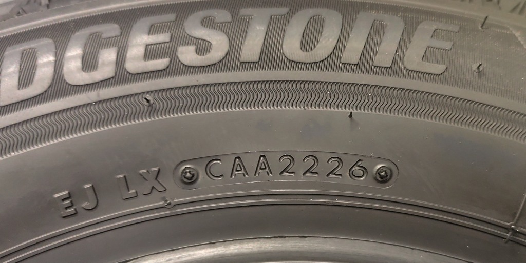 ブリザック 《2026年製》 BLIZZAK VRX3 185/65R15 88Q 【4本セット