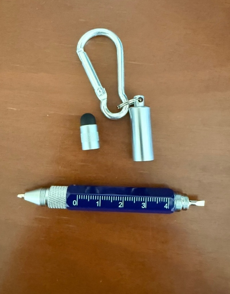 多機能ペン コンパクト リング カラビナ キーホルダー ボールペン