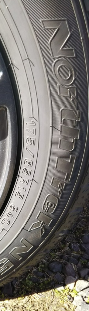 175/65R15国産スタッドレスタイヤ＆ホイール4本セット(オートバックス ノーストレックN5 175/65/15 ＆レーベンLH 1555+45  4H100)