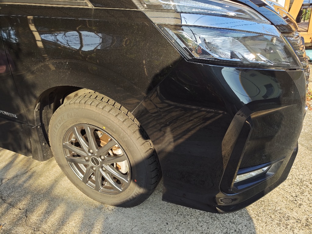 ノーストレック 195/65R15スタッドレスタイヤアルミセット 国産