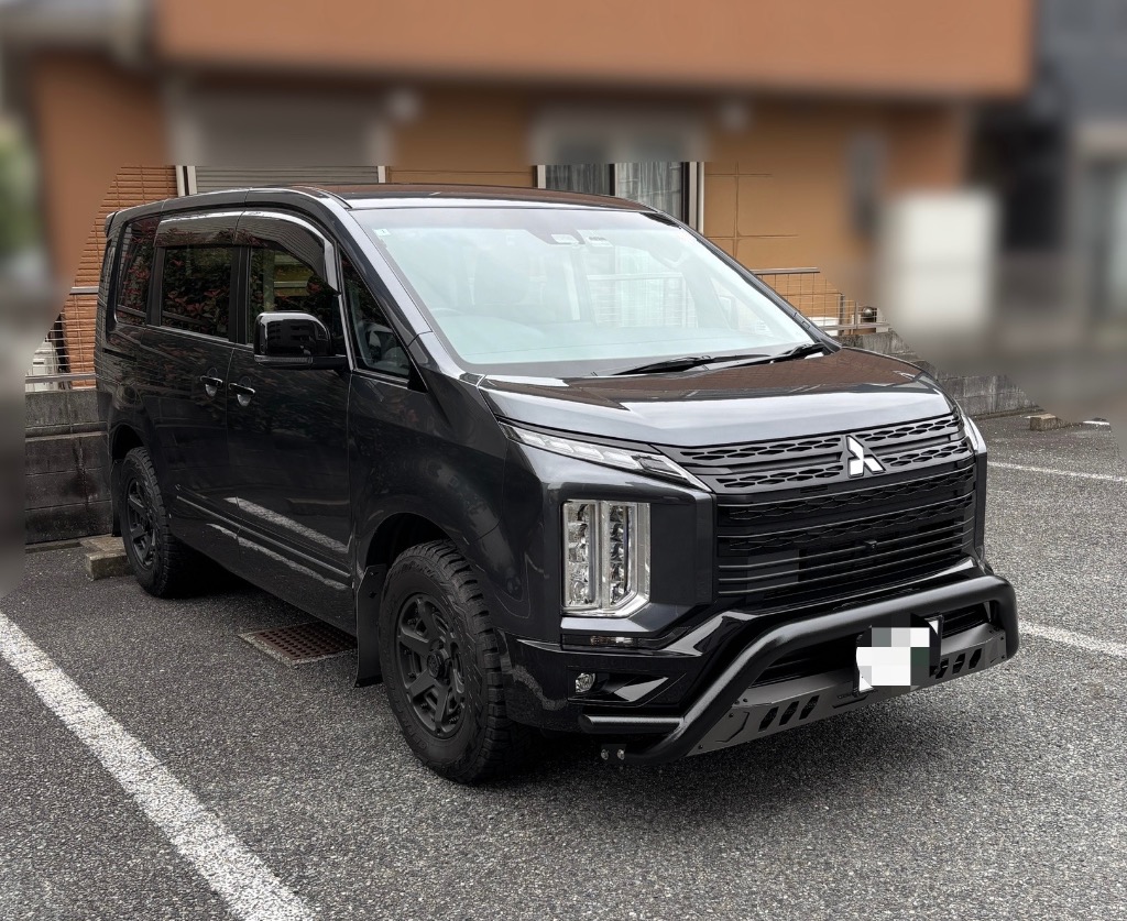 デリカD5 GOQUBUTO-RⅢ 三菱 デリカD：5 P 【新車】 ディーゼルターボ 4WD ルーフ