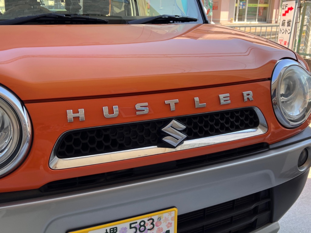スズキ 純正 ハスラー フロントエンブレム(HUSTLER スズキ 純正 ハスラー フロントエンブレム(HUSTLER